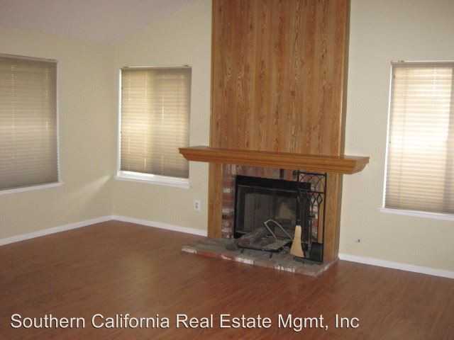 25350 Vía Dona Christa - Photo 3 of 12