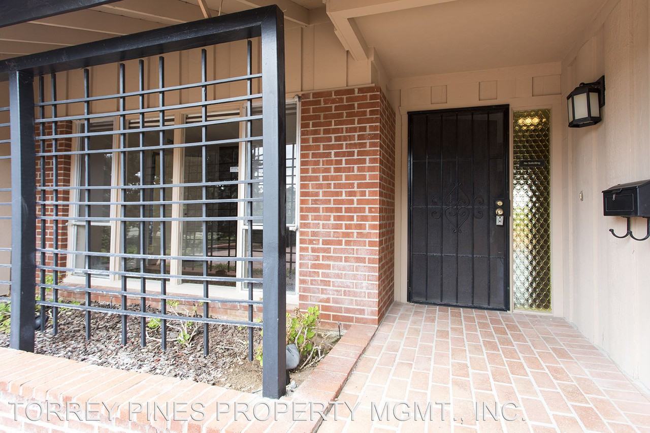 6684 Michaeljohn Dr - Photo 3 of 27