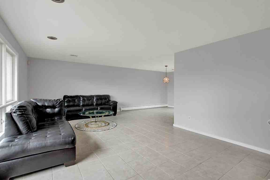 126 Ashley Rd - Photo 3 of 25