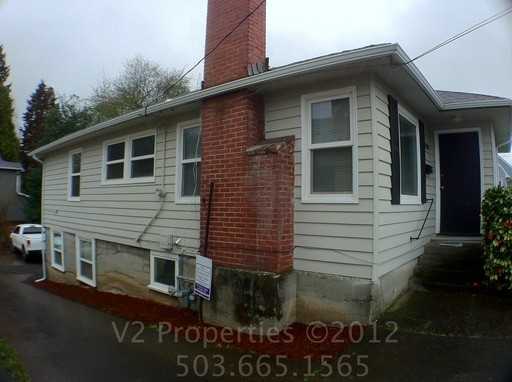 7111 SE Division St - Photo 2 of 8