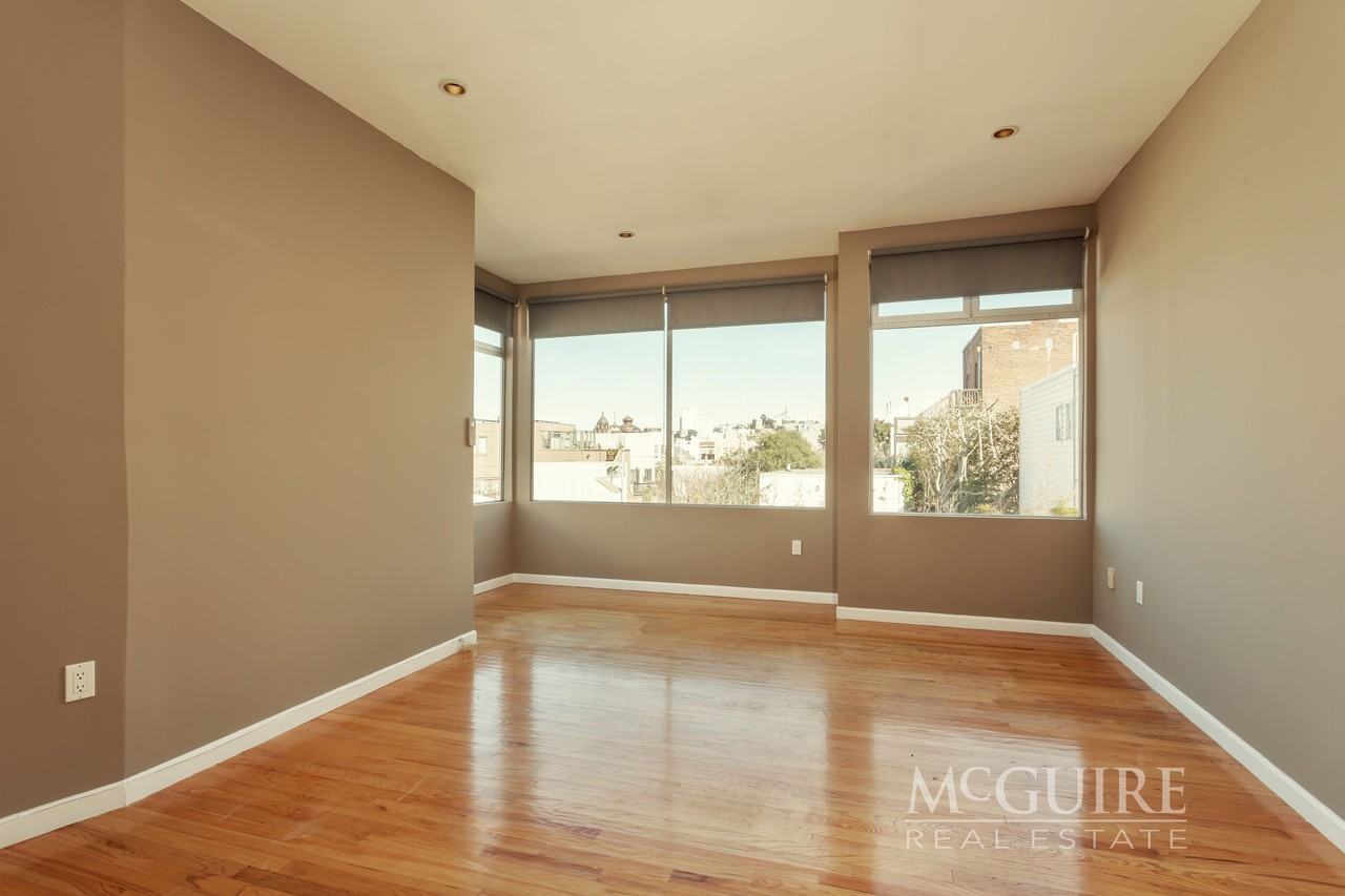 3028 Fillmore St - Photo 2 of 19