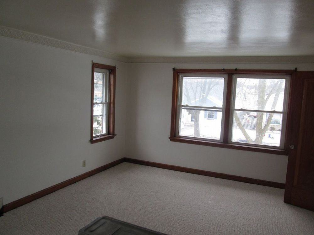 3708 N 52nd St - Photo 2 of 6