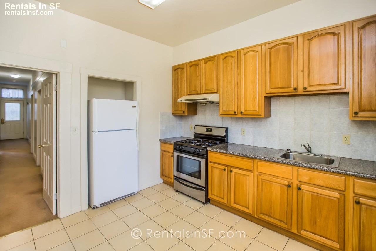 1529 Anza St - Photo 3 of 19