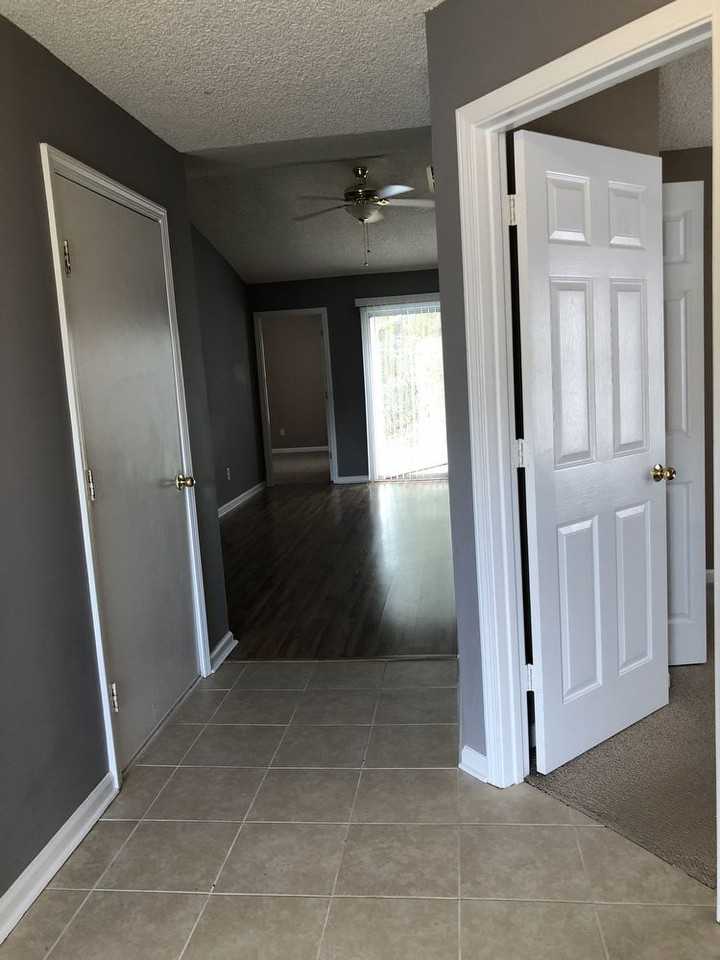 167 Talbot Ct - Photo 2 of 15