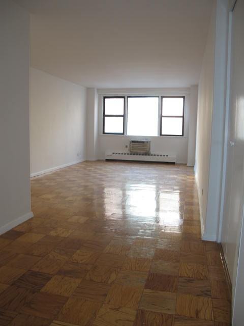 435 West 57th Street #4o