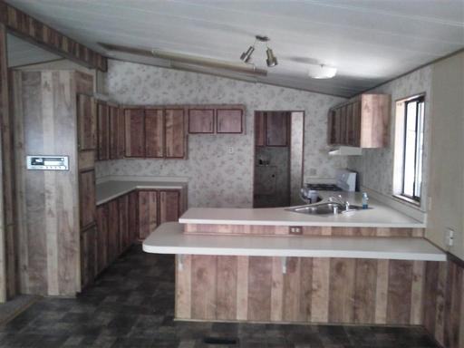11902 Yosemite Dr - Photo 2 of 7