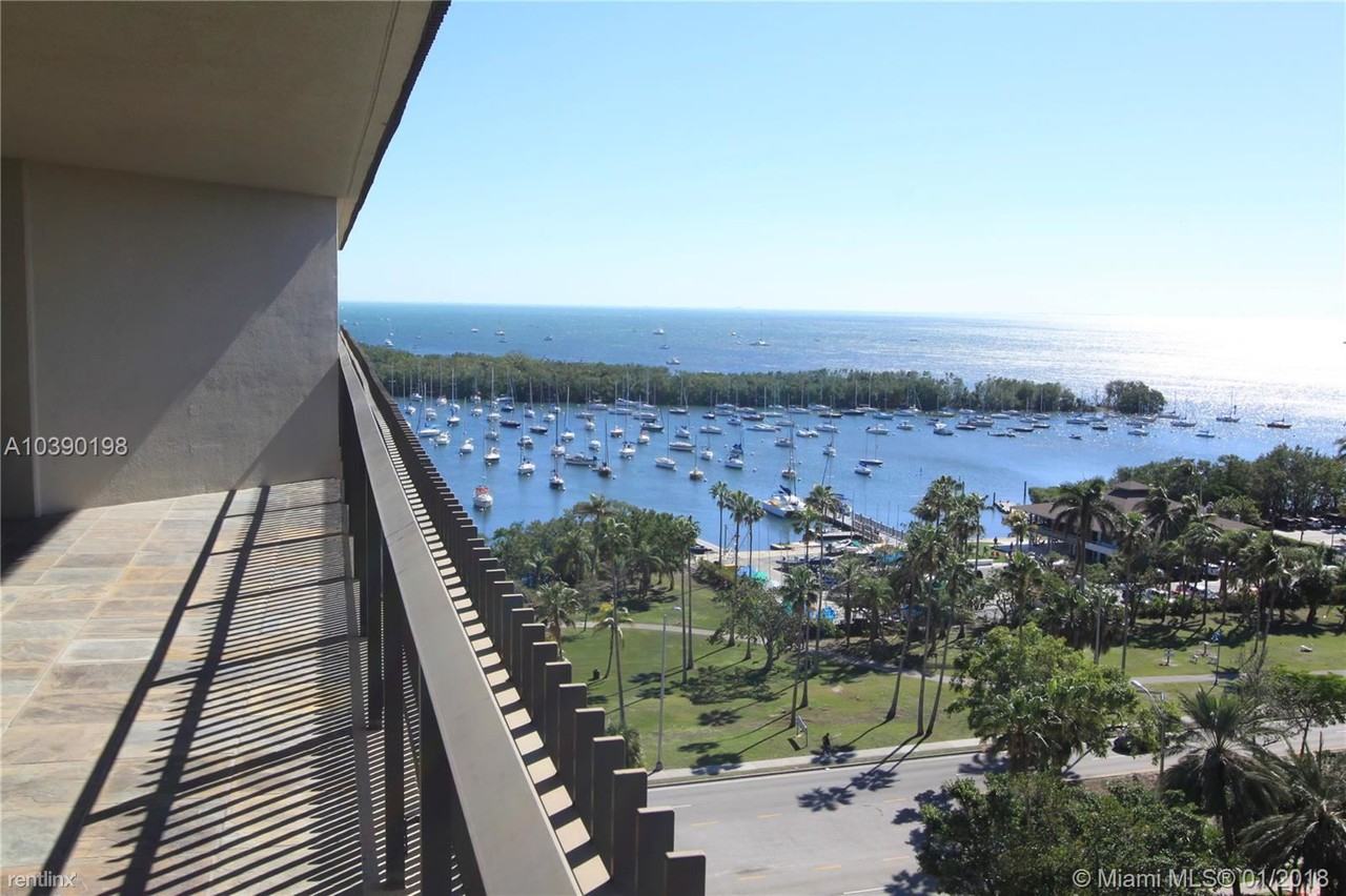 2901 S Bayshore Dr #12