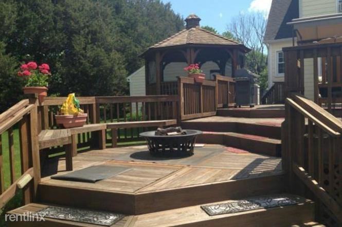 14 Bayberry Ln - Photo 3 of 16