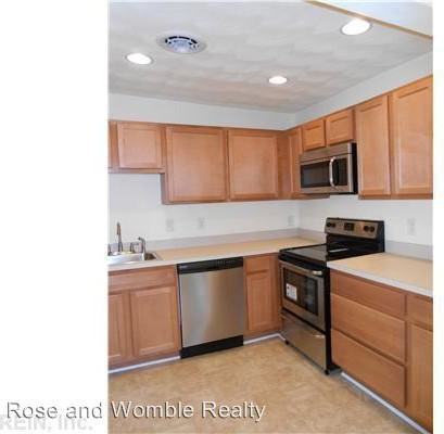 6334 Hudson Ave - Photo 3 of 10