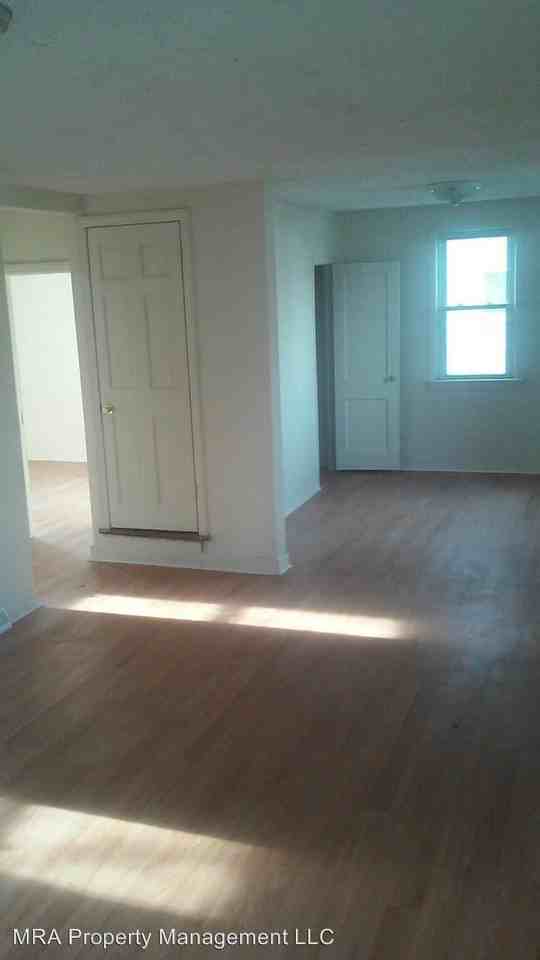 107 W Mulberry Ave - Photo 2 of 10