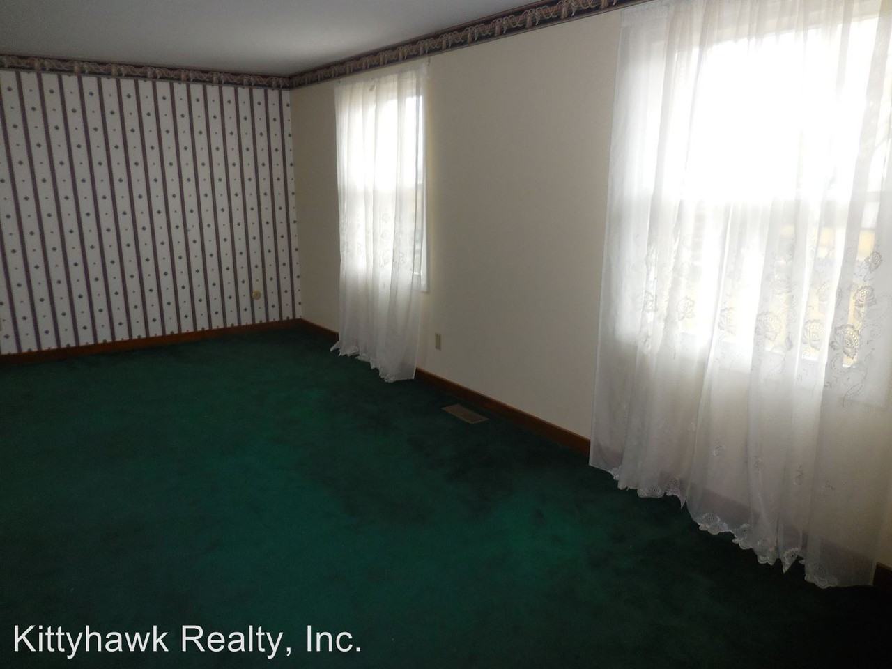 4840 Whitewood Ct - Photo 2 of 13