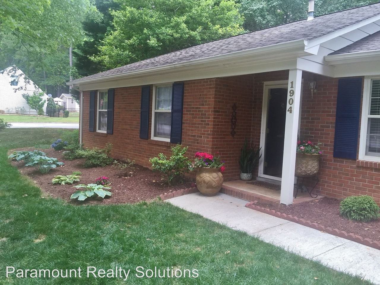 1904 Ford Gates Dr - Photo 2 of 23