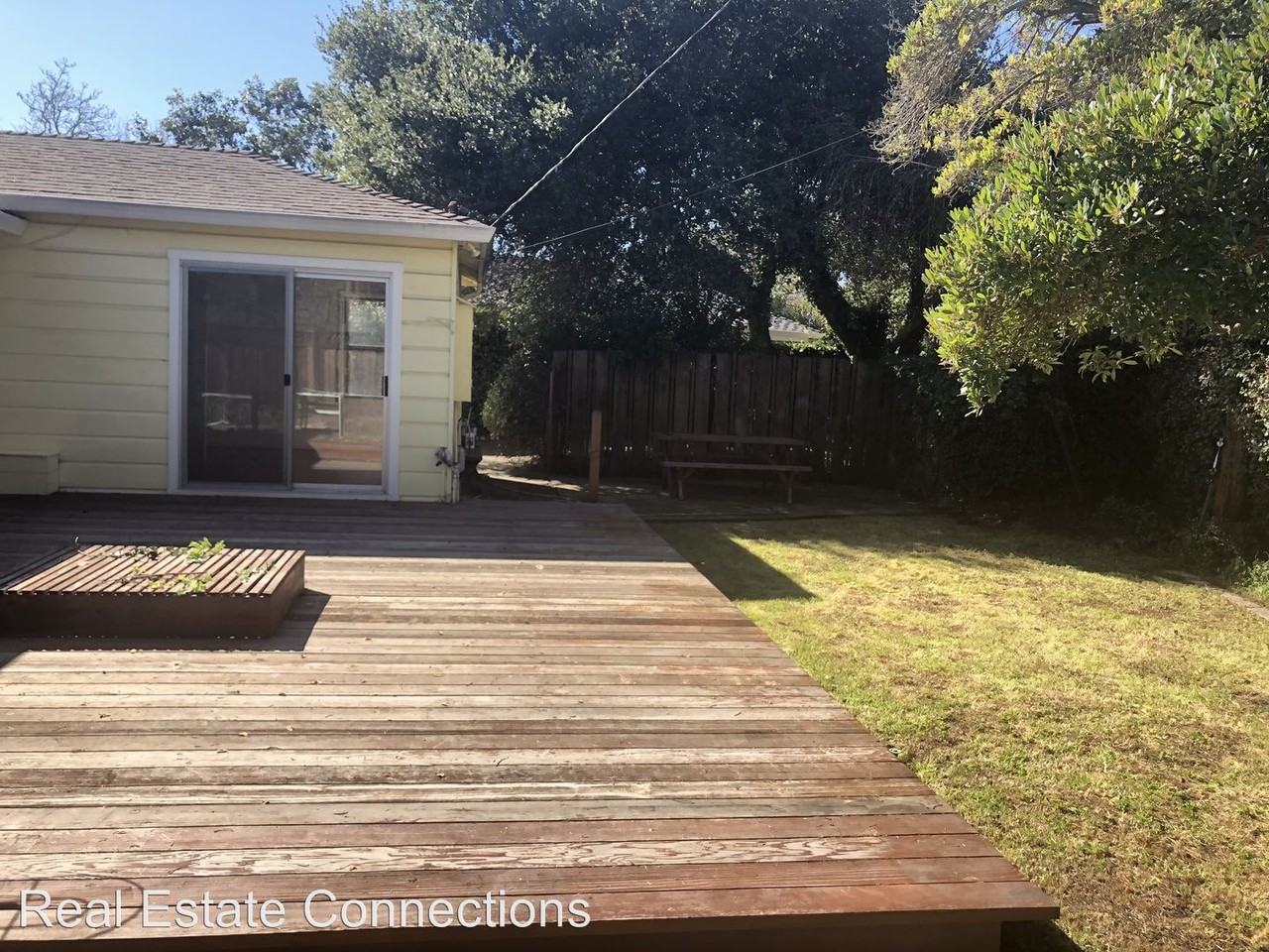 9 Greenwood Pl - Photo 3 of 7