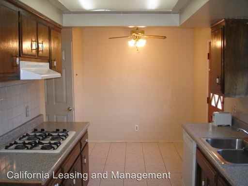 26434 Fairgate Ave - Photo 2 of 13