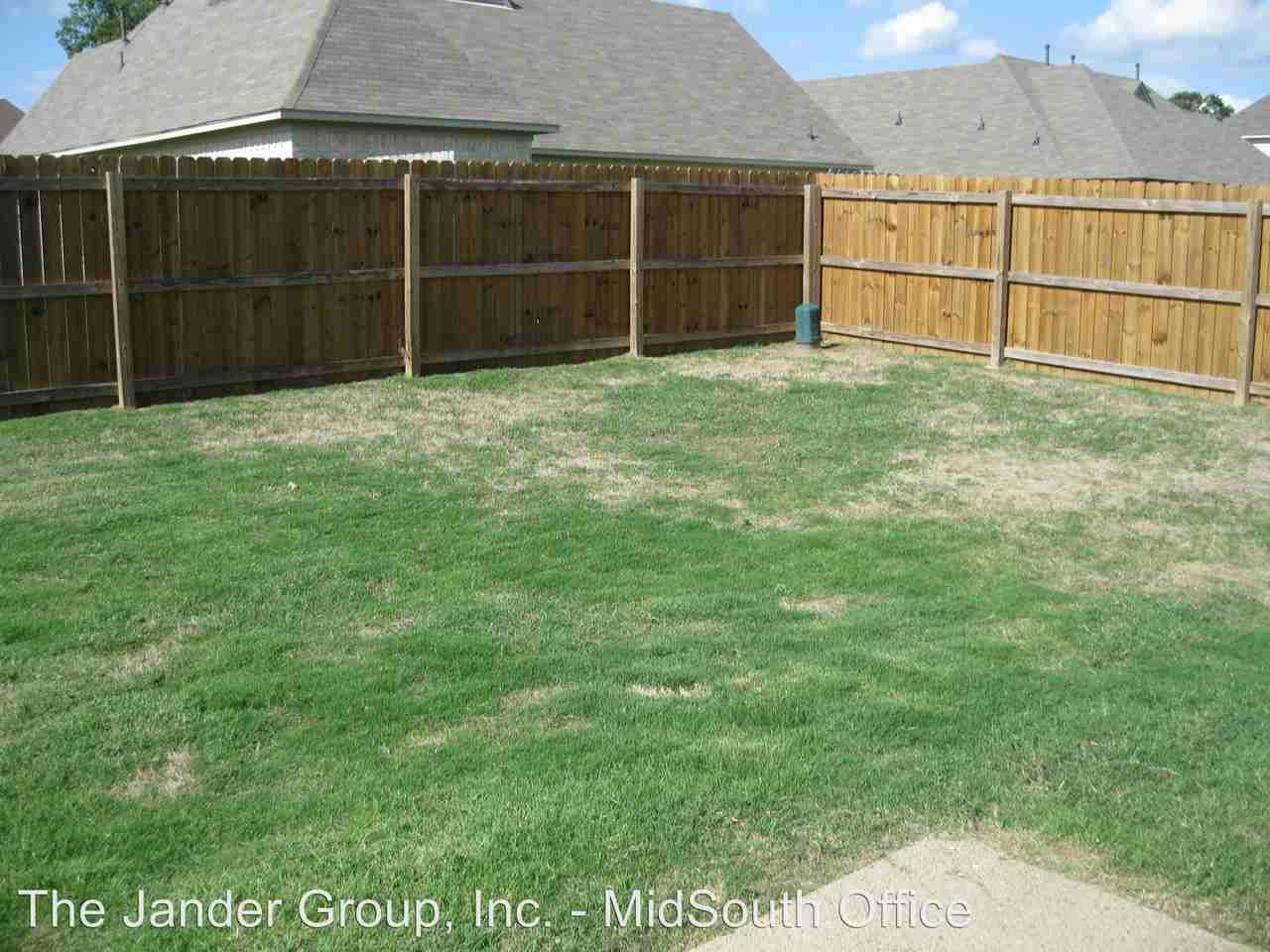 7894 Pips Ridge Ln - Photo 3 of 20