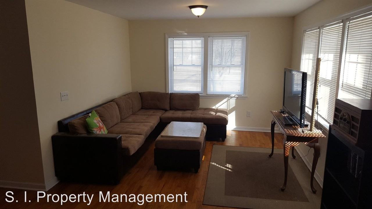 2593 IL-13 BUS - Photo 2 of 10