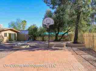 336 E 16th St - Photo 2 of 8