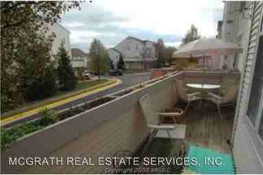 44190 Mossy Brook Square - Photo 2 of 13
