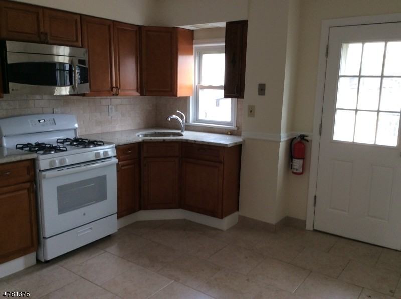 39 N 21st St - Photo 2 of 11