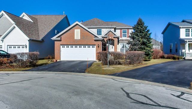 1120 Amelia Ct - Photo 2 of 44