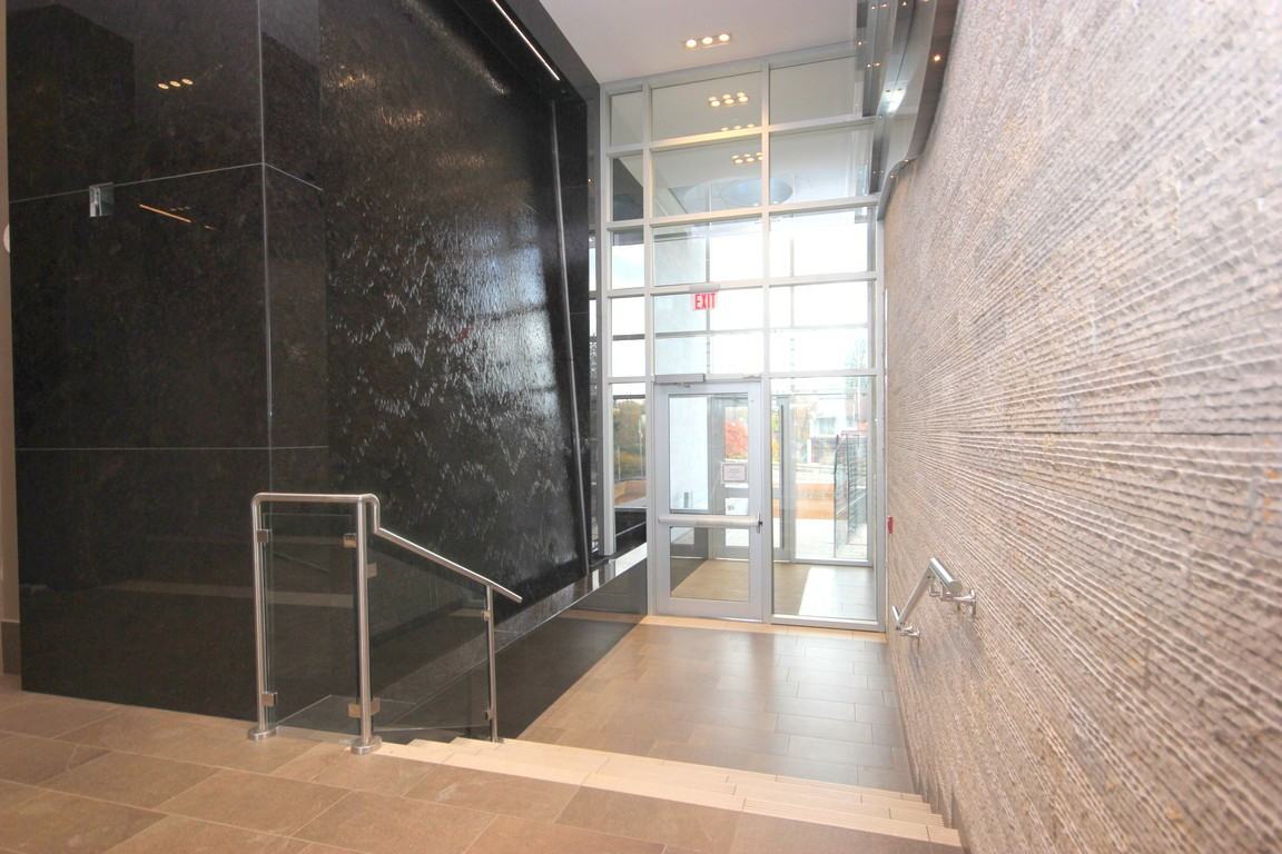 1035 Bank Street Unit 904 - Photo 2 of 12