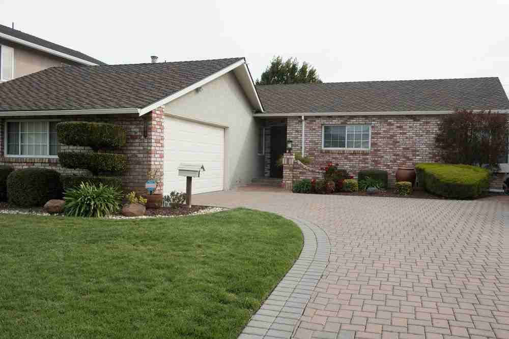 1394 Buckthorne Way - Photo 2 of 50