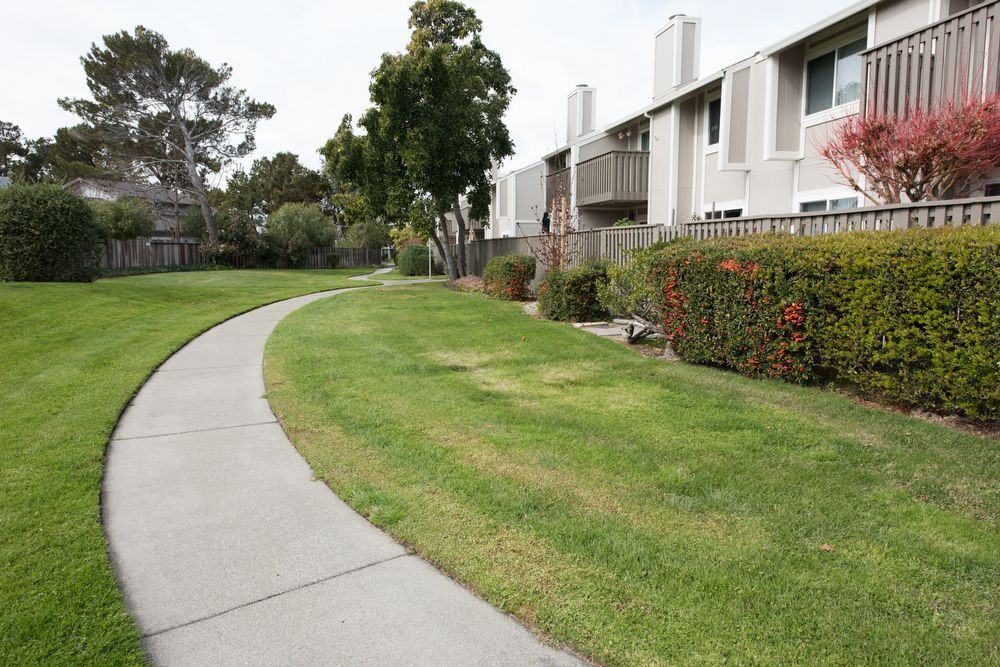 757 Orion Ln - Photo 2 of 40