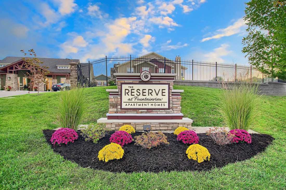 The Reserve at Fountainview - Photo 4 of 50