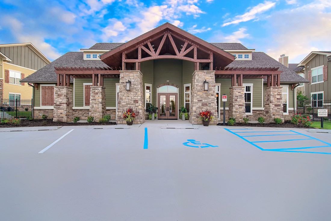 The Reserve at Fountainview - Photo 5 of 50