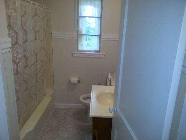 27 W 51st St - Photo 2 of 24