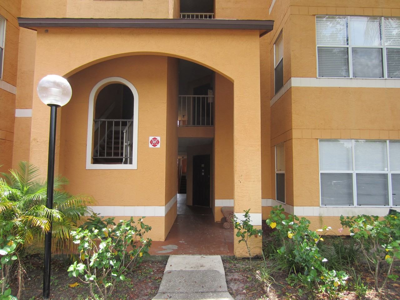 4606 Commander Dr #1132
