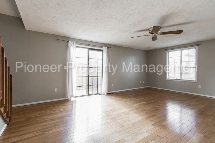 9351 Gray St - Photo 3 of 13