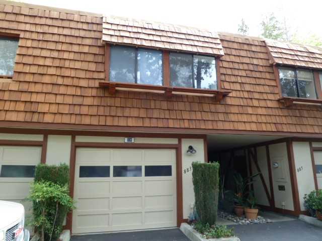 883 Jordan Ave - Photo 3 of 10