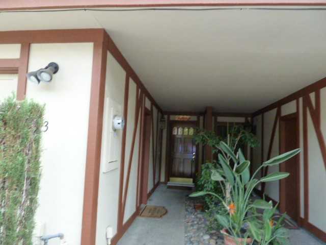 883 Jordan Ave - Photo 2 of 10