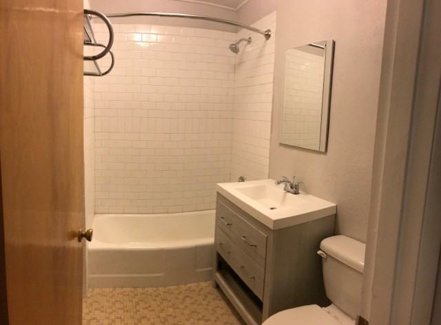 214 South Oak Park Avenue #4 - Photo 3 of 7