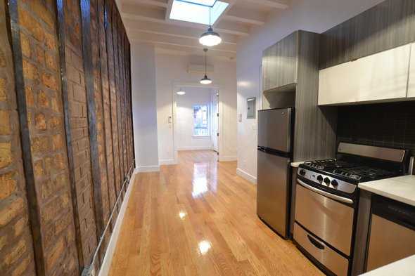 31 Montrose Avenue #ss