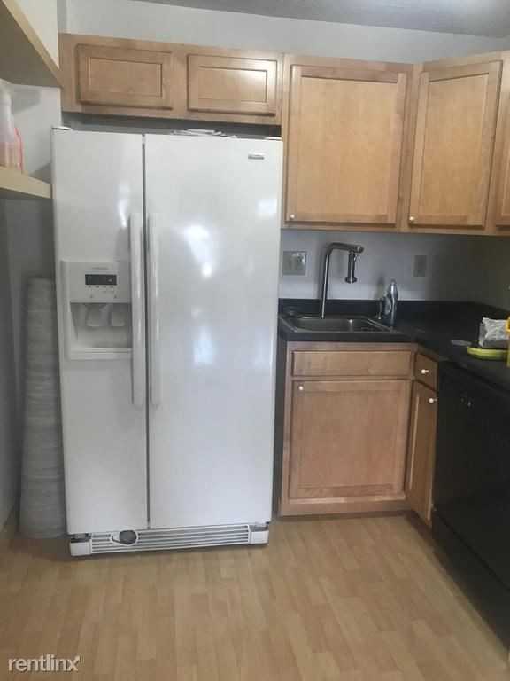 1305 Walnut St #A - Photo 2 of 14