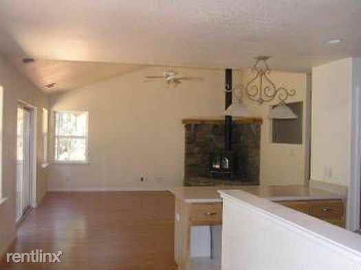 7060 Blackhawk Ln - Photo 2 of 8