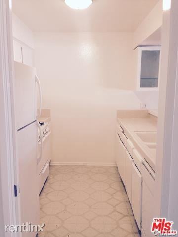 35 24th Ave #4 - Photo 2 of 16