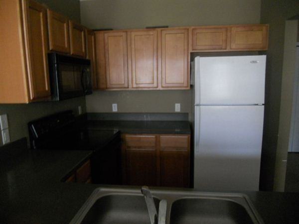 1465 Raliegh Pl - Photo 2 of 3