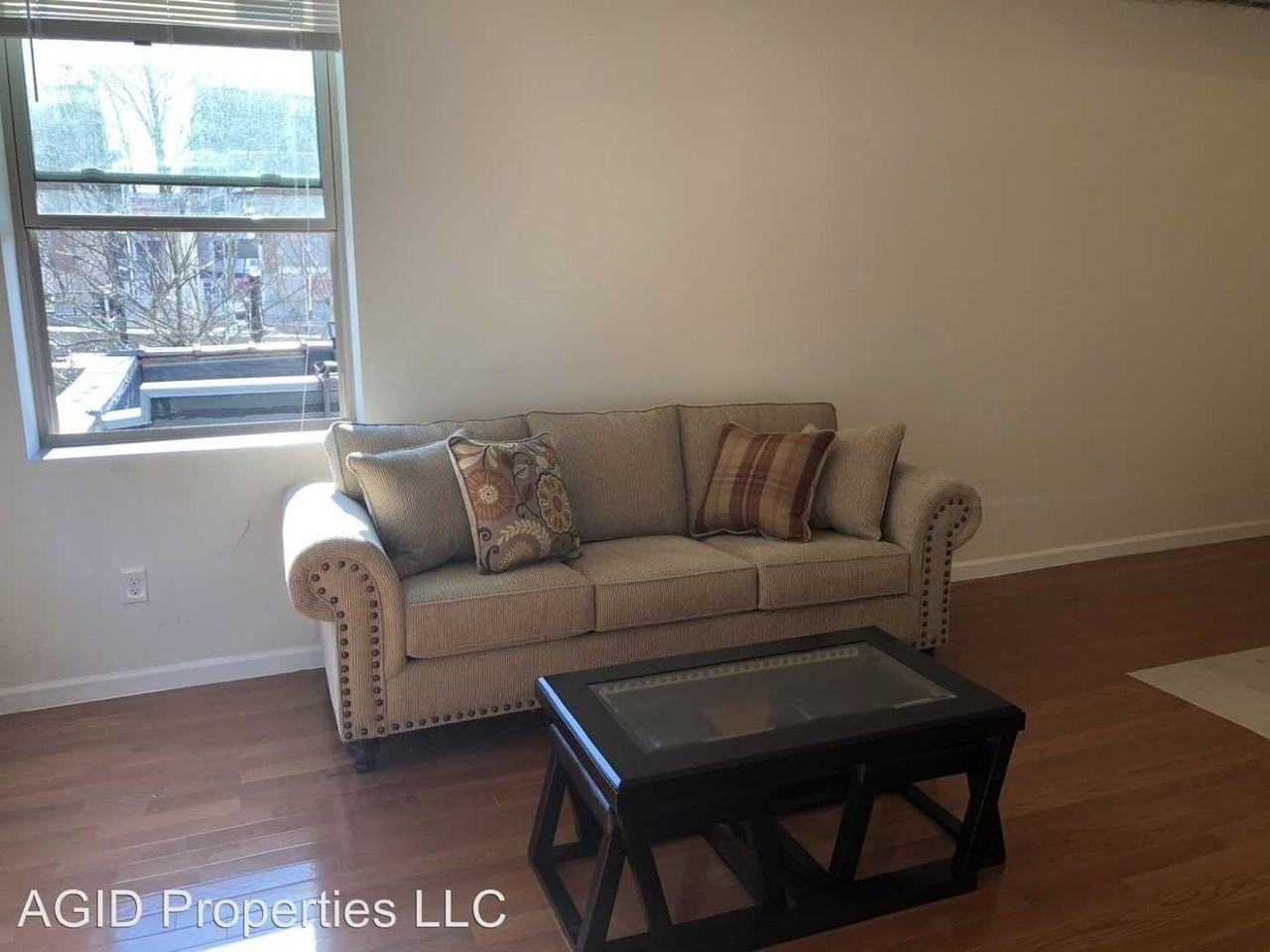 Sycamore 307 - Photo 3 of 17