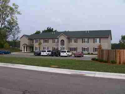 Fairway Glen II Apartments - Photo 2 of 10