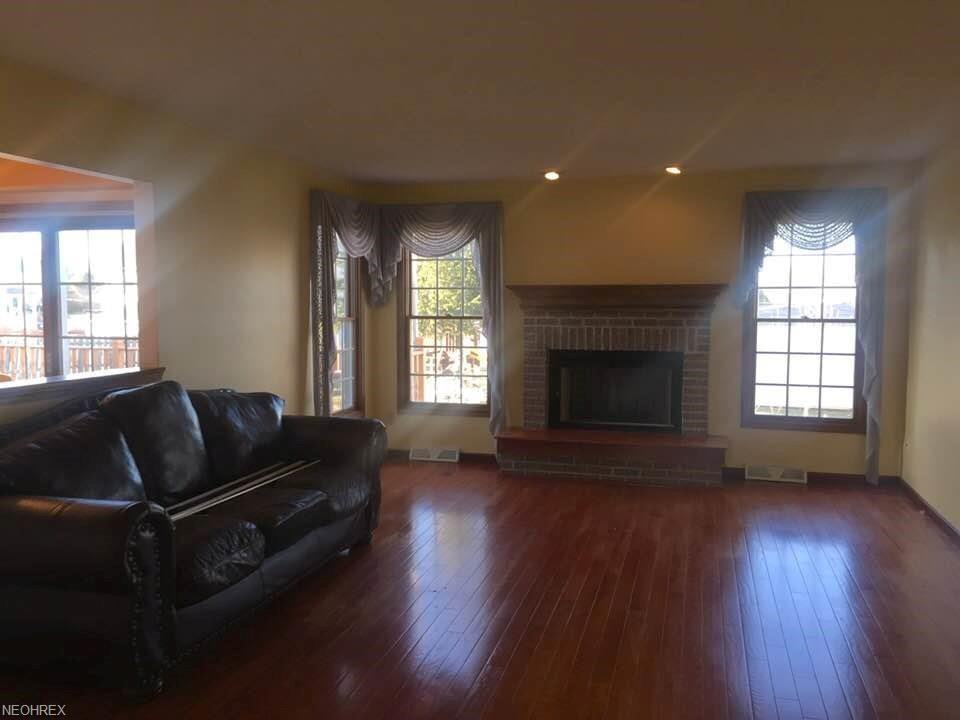 4165 Blue Ridge Dr - Photo 3 of 12