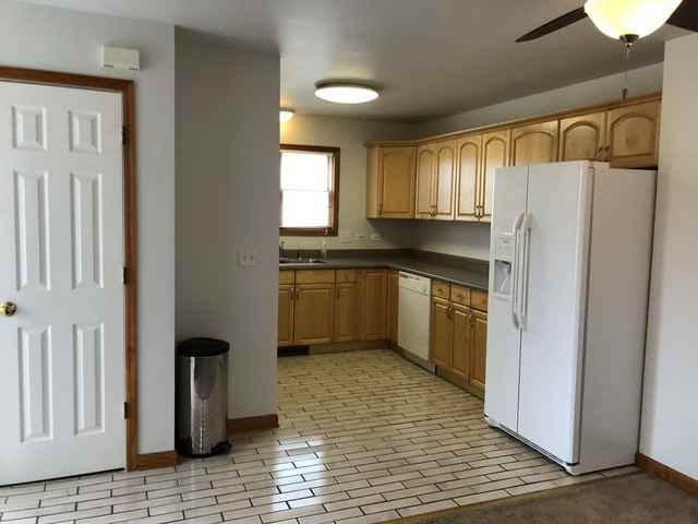 114 Richards St #114 - Photo 3 of 14