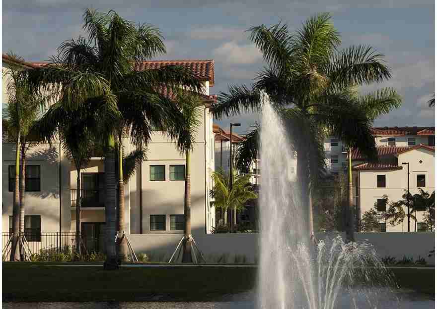 Jefferson Palm Beach - Photo 2 of 20