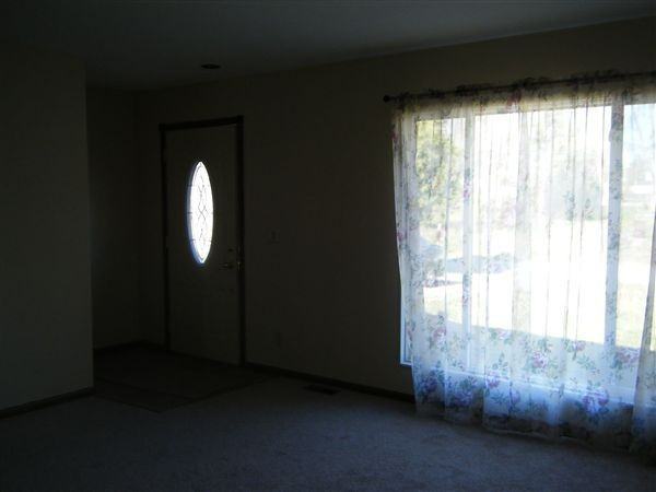 5561 Kapok Dr - Photo 3 of 25