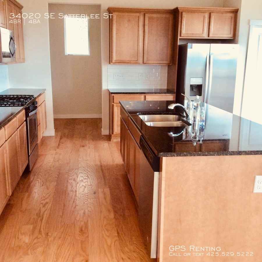 34020 Southeast Satterlee Street - Photo 3 of 25