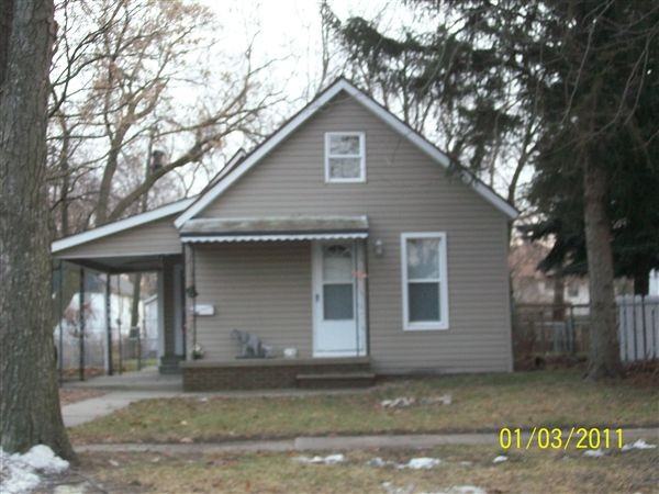 2706 Peavey St - Photo 2 of 2