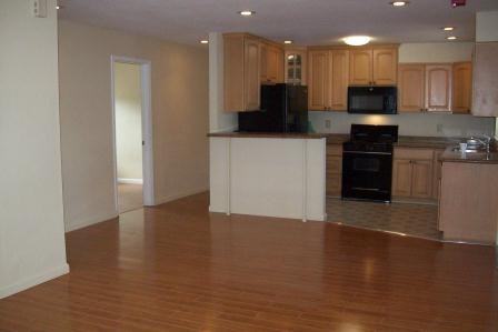 22141 Thelma St - Photo 2 of 9