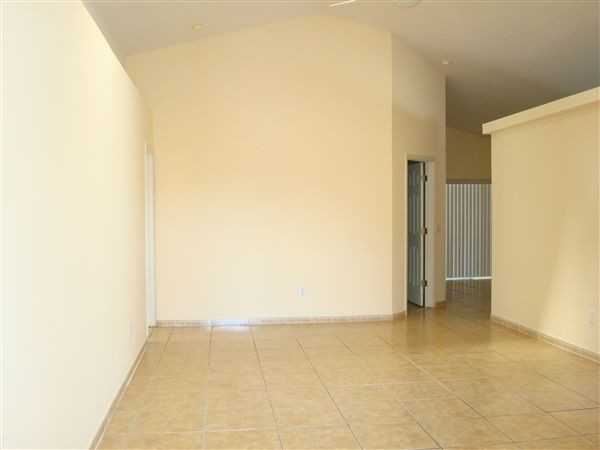 10601 Kresge Ct - Photo 3 of 15